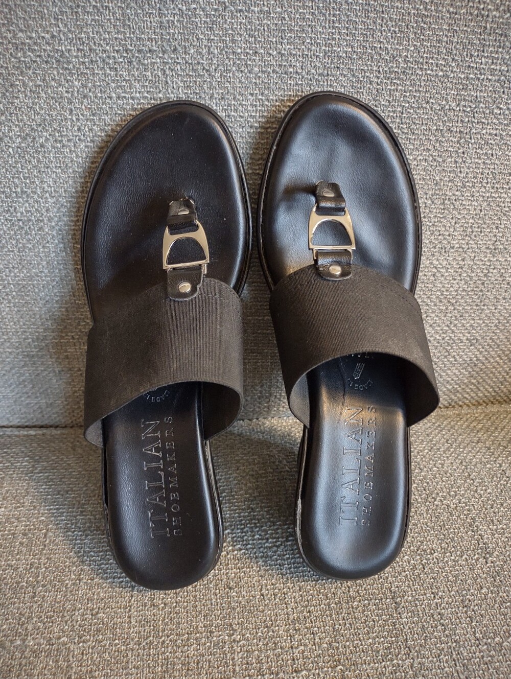 Thong Slides(6.5)***